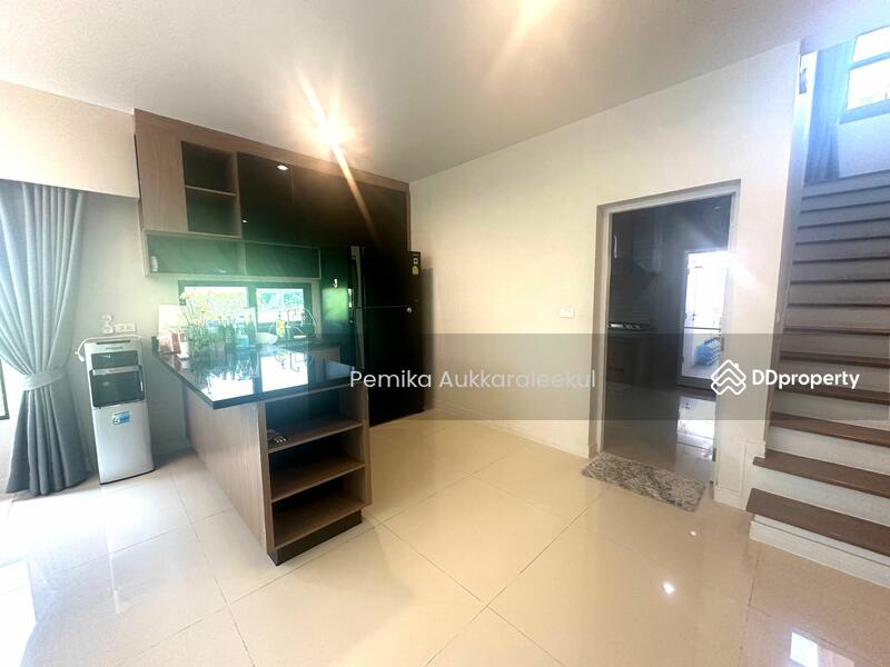 For Sale - Burasiri Pattanakarn, Bangkok