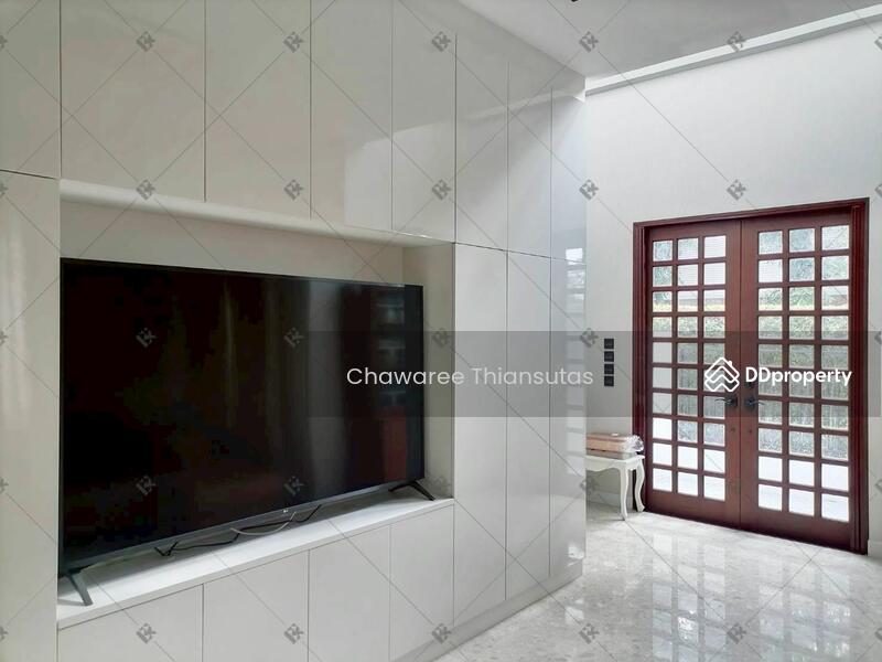 ขาย - Grand Bangkok Boulevard Sukhumvit-Srinakarin : แกรนด์ บางกอก บูเลอวาร์ด สุขุมวิท-ศรีนครินทร์, สมุทรปราการ