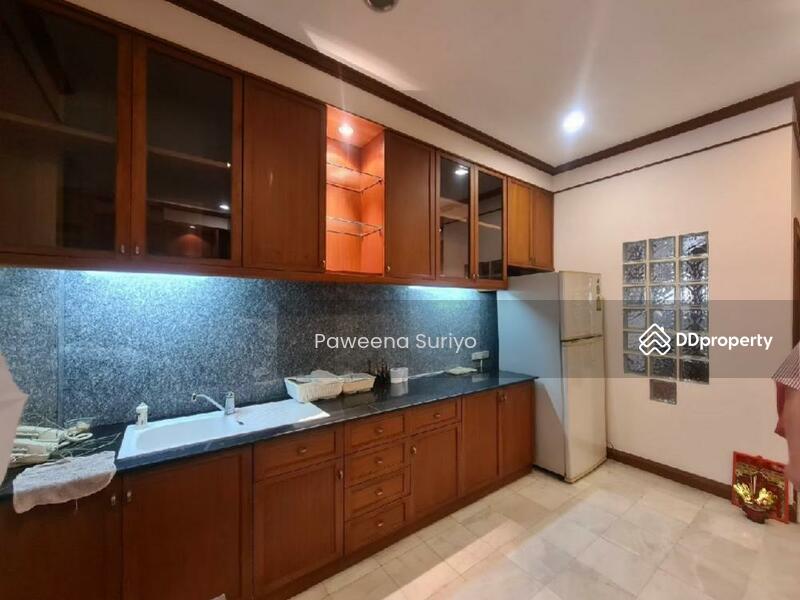For Sale - 3-Bedroom Townhouse, Bangkok