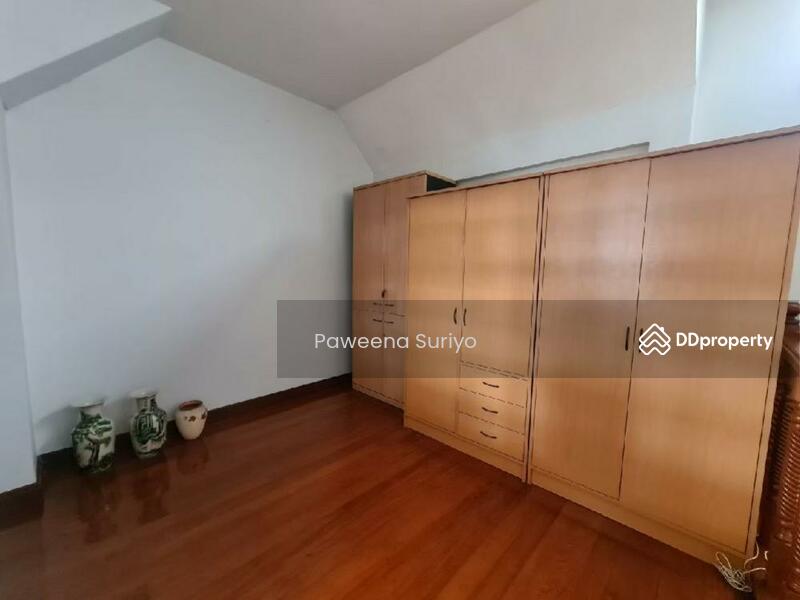 For Sale - 3-Bedroom Townhouse, Bangkok