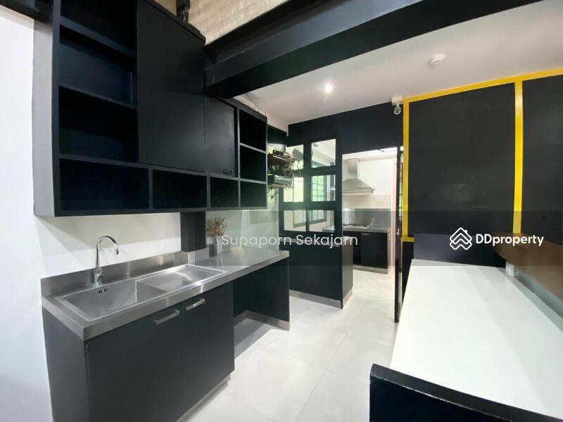 For Rent - ให้เช่าออฟฟิศ/ ร้านอาหาร ใกล้ถนนราชพฤกษ์, Nonthaburi