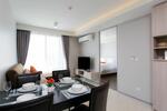6th Avenue Surin : 6 อเวนิว สุรินทร์, ภูเก็ต