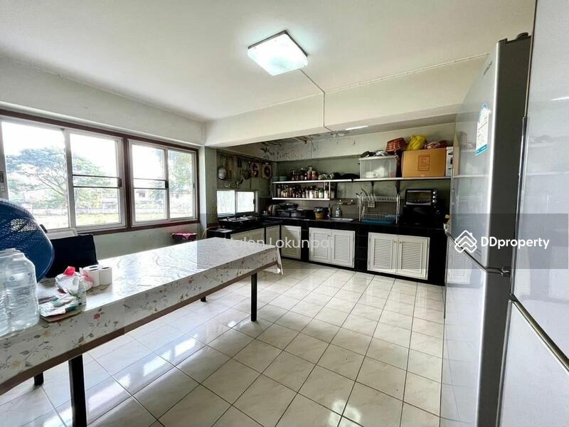 For Sale - 5-Bedroom Townhouse, Chiang Mai