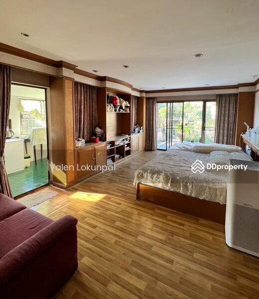 For Sale - 5-Bedroom Townhouse, Chiang Mai