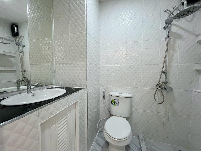 Baan Suan Lalana, Chon Buri (Pattaya), 444 Chaiyapruek, Nong Pru, Bang Lamung (Pattaya), Chon Buri (Pattaya), Studio, 44 sqm, Condo For Sale, by Nirinporn Nirunthanapart, 60177718 - DDproperty.com