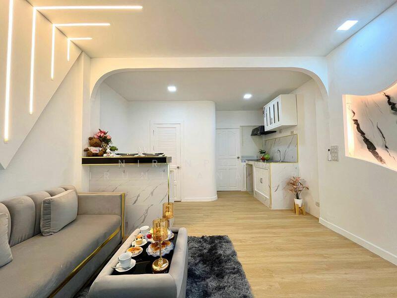 Baan Suan Lalana, Chon Buri (Pattaya), 444 Chaiyapruek, Nong Pru, Bang Lamung (Pattaya), Chon Buri (Pattaya), Studio, 44 sqm, Condo For Sale, by Nirinporn Nirunthanapart, 60177718 - DDproperty.com