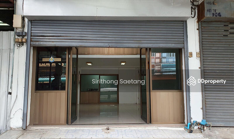 For Sale - Commercial building 4.5 story for sale in Soi Sihaburanukit 11, Min Buri, next to Min Buri Market, Bangkok