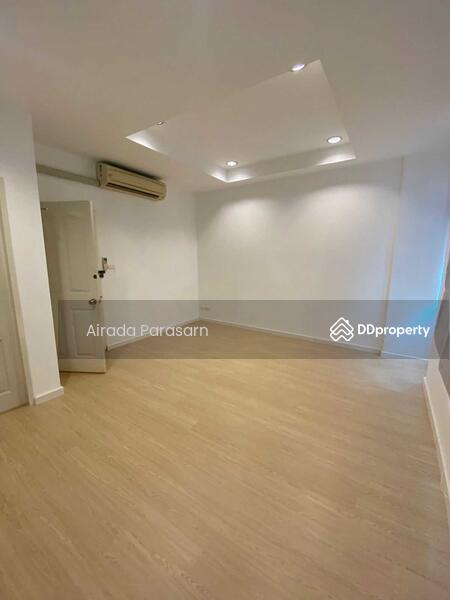 For Rent - Baan Klang Muang The Royal Monaco Srinakarin-Pattanakarn, Bangkok