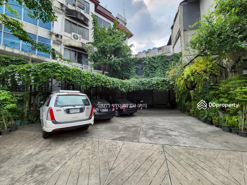 For Sale - For Sale – 4-Storey Office Building in Town in Town Soi 5, Prime Location, Over 1,600 sq.m., Bangkok