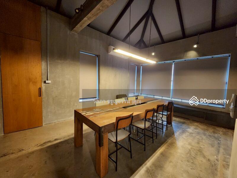 For Sale - For Sale – 4-Storey Office Building in Town in Town Soi 5, Prime Location, Over 1,600 sq.m., Bangkok