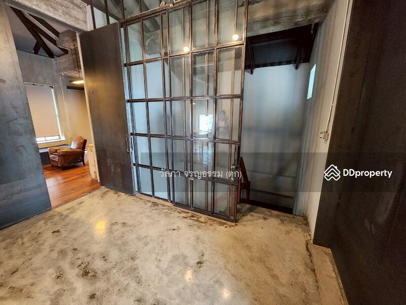 For Sale - For Sale – 4-Storey Office Building in Town in Town Soi 5, Prime Location, Over 1,600 sq.m., Bangkok