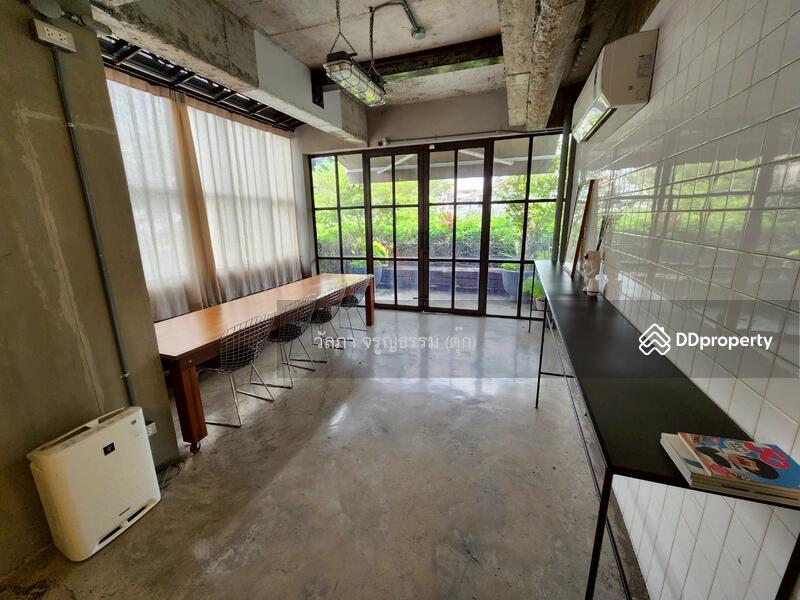 For Sale - For Sale – 4-Storey Office Building in Town in Town Soi 5, Prime Location, Over 1,600 sq.m., Bangkok