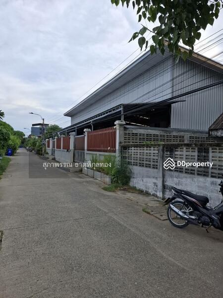 ขาย - ขายด่วน อาคารลักษณะโกดัง หรือคลังสินค้า พื้นที่รวม 2โฉนด 149 ตร.ว ต.เทพารักษ์ อ.เมือง จ.สมุทรปราการ, สมุทรปราการ