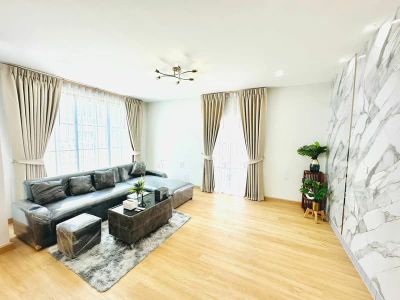 บ้านเดี่ยว หลังใหญ่ รีโนเวทใหม่ หมู่บ้าน ฮาร์โมนี่ วิลล์ ถนนสุขาภิบาล5 ซอย80 ออเงิน สายไหม ทำเลดี, กรุงเทพ, สุขาภิบาล5 ซอย80, ออเงิน, สายไหม, กรุงเทพ, 200 ตร.ม., บ้านเดี่ยว ขาย, โดย นภัสศรณ์ วงศ์สินไทยกร (นันท์), 60178239 - DDproperty.com