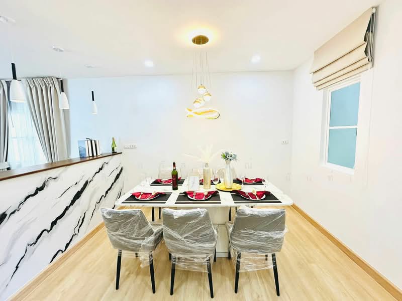 บ้านเดี่ยว หลังใหญ่ รีโนเวทใหม่ หมู่บ้าน ฮาร์โมนี่ วิลล์ ถนนสุขาภิบาล5 ซอย80 ออเงิน สายไหม ทำเลดี, Bangkok, สุขาภิบาล5 ซอย80, O-Ngoen, Sai Mai, Bangkok, 4 Bedrooms, 200 sqm, Single Detached House For Sale, by นภัสศรณ์ วงศ์สินไทยกร (นันท์), 60178239 - DDproperty.com