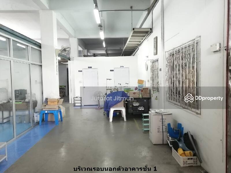 ขาย - อาคารบ้านและสำนักงานรวมทั้งคลังสินค้า ซอยรามอินทรา 5, กรุงเทพ
