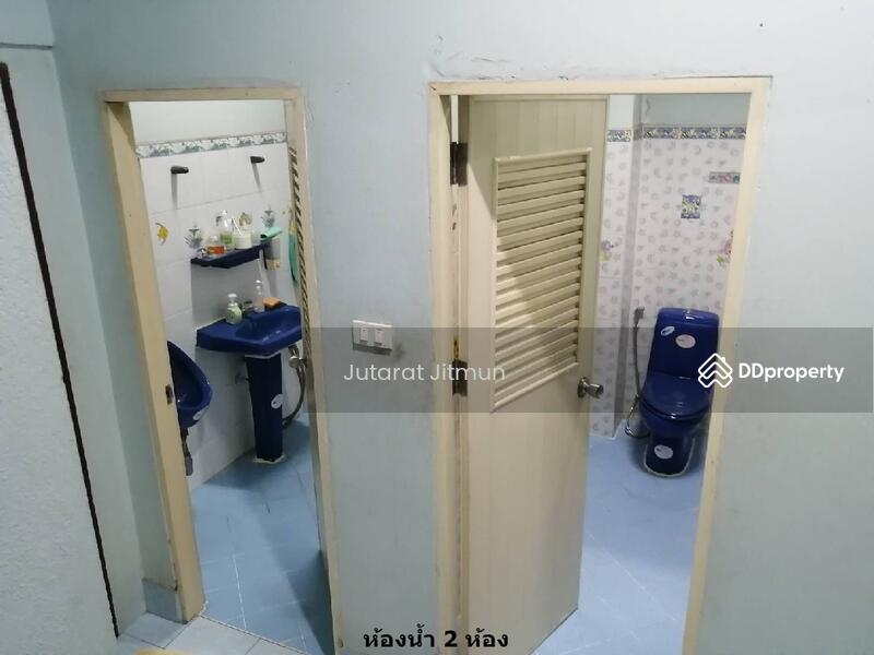 ขาย - อาคารบ้านและสำนักงานรวมทั้งคลังสินค้า ซอยรามอินทรา 5, กรุงเทพ