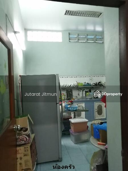 ขาย - อาคารบ้านและสำนักงานรวมทั้งคลังสินค้า ซอยรามอินทรา 5, กรุงเทพ