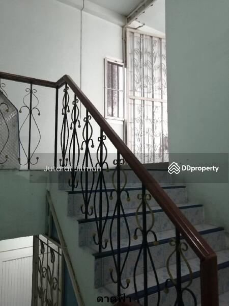 ขาย - อาคารบ้านและสำนักงานรวมทั้งคลังสินค้า ซอยรามอินทรา 5, กรุงเทพ