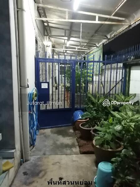 ขาย - อาคารบ้านและสำนักงานรวมทั้งคลังสินค้า ซอยรามอินทรา 5, กรุงเทพ