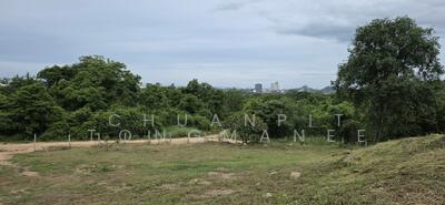 ขาย - ขายที่ดินหัวหิน ติดภูเขาวิวทะเล ขนาดที่ดิน 4 ไร่ แบ่งขายได้ ราคาไร่ละ 8 ล้านบาท, ประจวบคีรีขันธ์