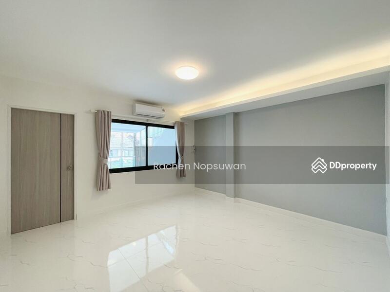 For Sale - ขายด่วน บ้านทาวน์เฮาส์ 2 ชั้น ตรงข้ามตลาด กรีนเวย์ 2-3 ห้องนอน ขนาด 18.6 ตร.วา ราคา 2.59 ล้านบาท, Songkhla