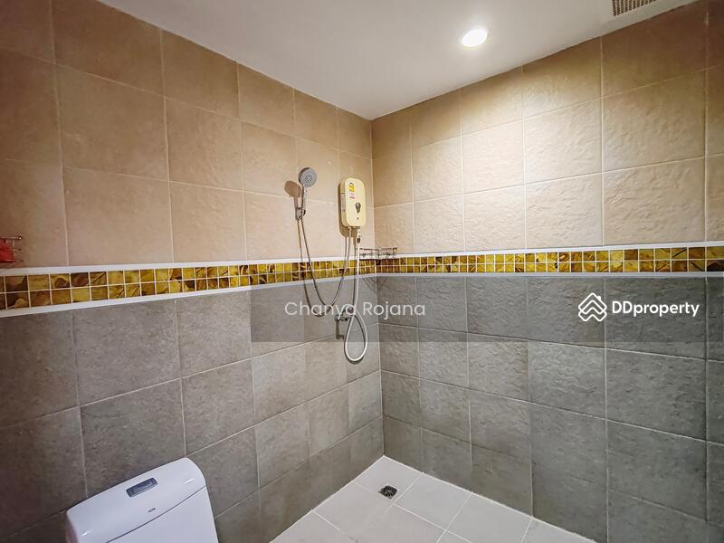ขาย - Royal Beach Condotel : รอยัล บีช คอนโดเทล, ชลบุรี