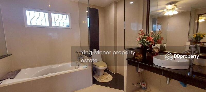For Sale - Royal Park Ville Suwinthawong, Bangkok