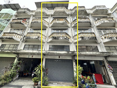 ขาย - อาคารพาณิชย์ 3.5 ชั้น ซอย กำนันแม้น 6 ทำเลดี ใกล้ถนนใหญ่ บางขุนเทียน, กรุงเทพ