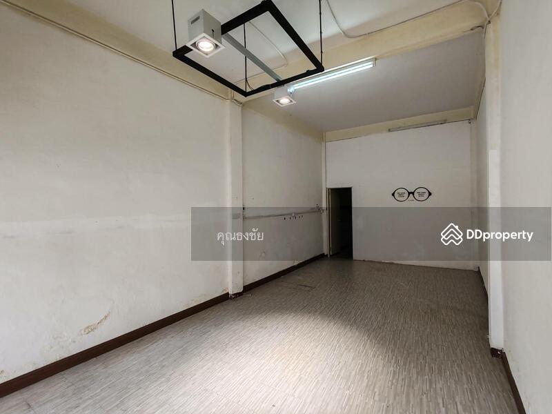 For Rent - ให้เช่าตึกแถว!!! ติวานนท์ 38 อาคารพาณิชย์ 3 ชั้นครึ่ง 1 คูหา 15 ตร.ว. ปากซอยทานสัมฤทธิ์, Nonthaburi