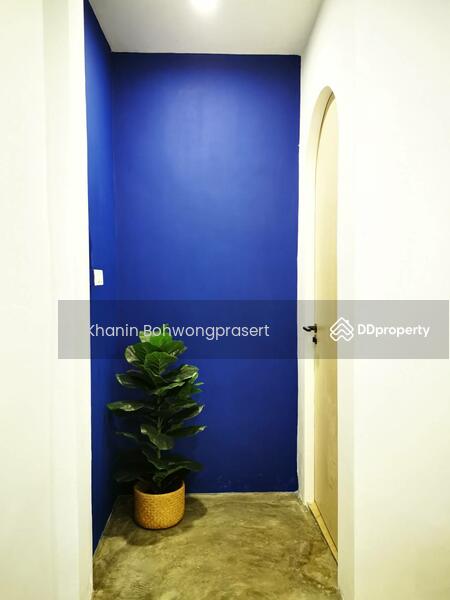 ขาย - 3-Br Townhouse near BTS Krung Thon Buri, กรุงเทพ