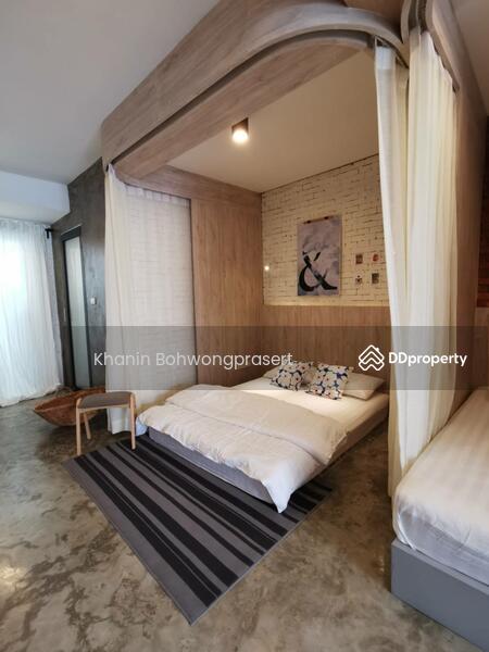 ขาย - 3-Br Townhouse near BTS Krung Thon Buri, กรุงเทพ