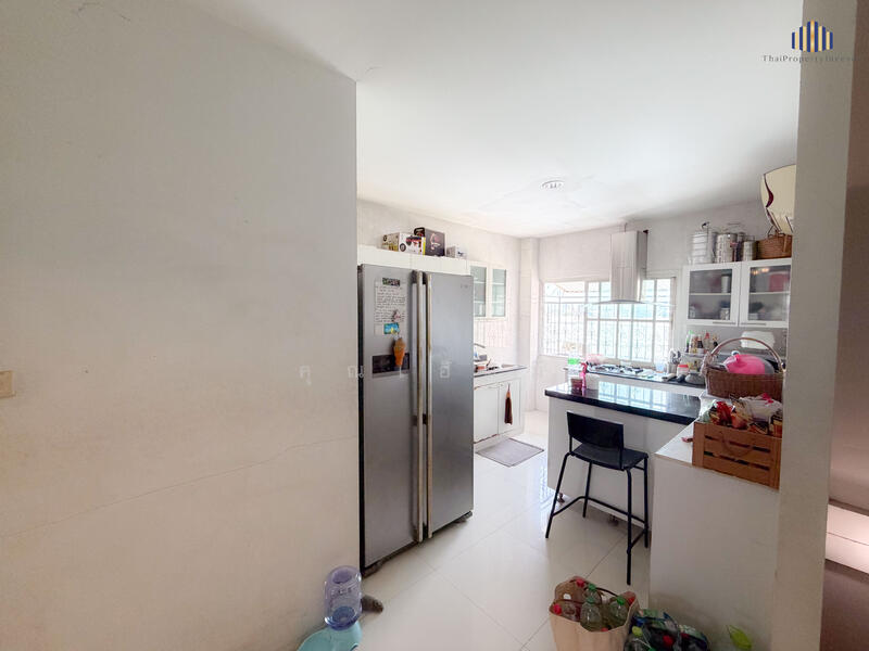 For Sale - โฮมออฟฟิศ / ตึกแถว / อาคารพาณิชย์ 4.5 ชั้น – ซอยลาซาล 58 ทำเลทองย่านลาซาล–บางนา -ศรีนครินทร์, Bangkok