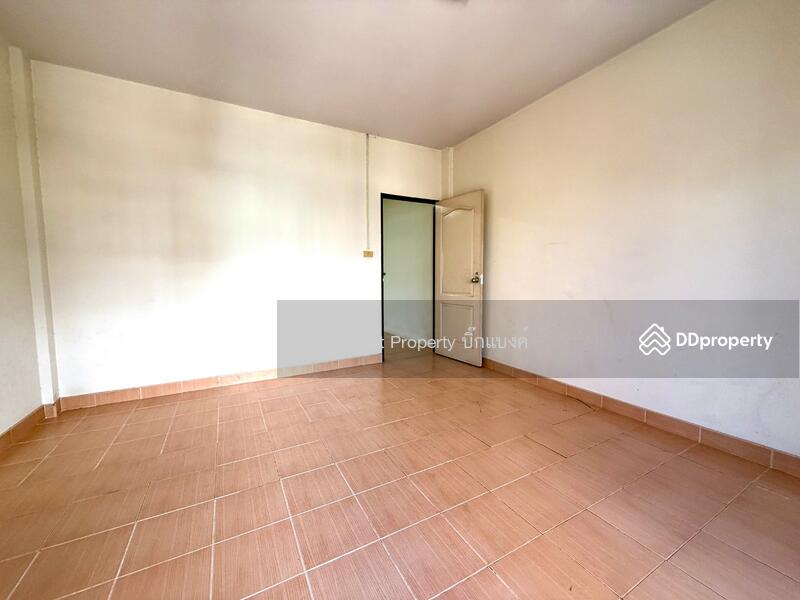 For Sale - อาคารพาณิชย์ดอนหัวฬ่อ ชลบุรี, Chon Buri