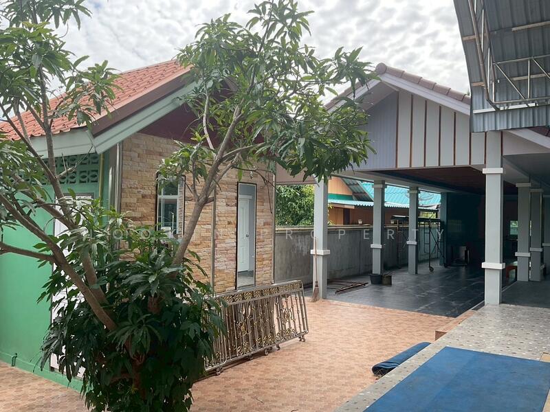 บ้านสวนสไตล์รีสอร์ตแนวพูลวิลล่า ความสุขครบจบในบ้านเดียว เพียง 10 ล้าน, Samut Sakhon, Khlong Ton, Ban Phaeo, Samut Sakhon, 6 Bedrooms, 375 sqm, Single Detached House For Sale, by Lookin property, 60179924 - DDproperty.com