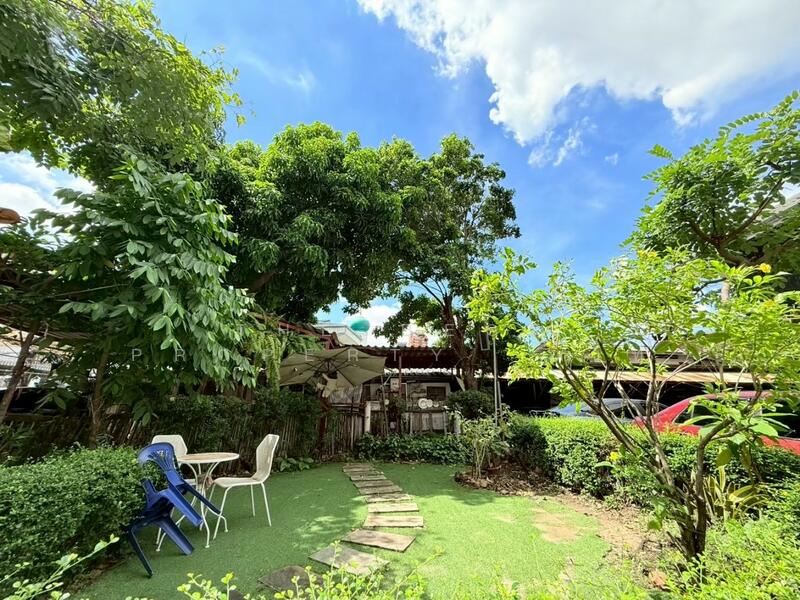 For Sale - บ้านเดี่ยวดุสิต กรุงเทพมหานคร, Bangkok