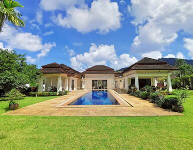 ขาย - 12S0157 Pool villa for sale 39,900,000 baht 5 bedroom 4 bathroom at thalang, ภูเก็ต