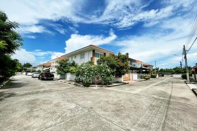 ขาย - บ้านงามเจริญ พาร์ค อเวนิว โครงการ 6, กรุงเทพ