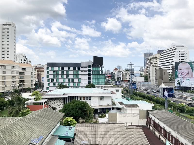 Focus Ploenchit, Bangkok, Soi Sukhumvit 2, Khlong Toei, Bangkok, 1 Bedroom, 33 sqm, Condo For Rent, by CS Poon, 60182029 - DDproperty.com