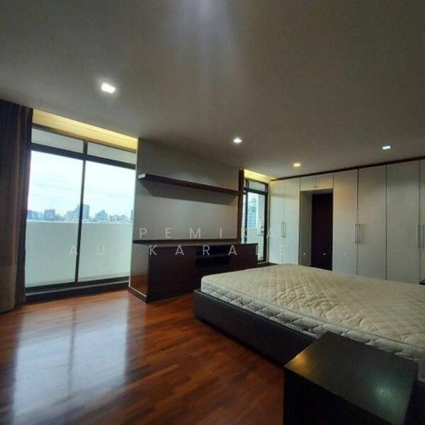 For Sale - The Roof Garden Onnut, Bangkok