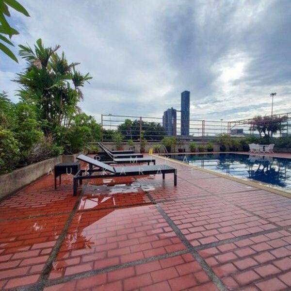 For Sale - The Roof Garden Onnut, Bangkok
