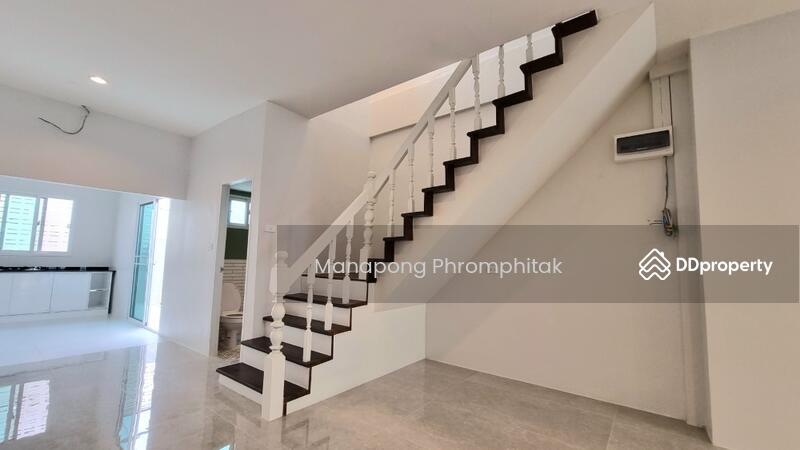 ขาย - ทาวน์เฮาท์ 2-ห้องนอน, กรุงเทพ