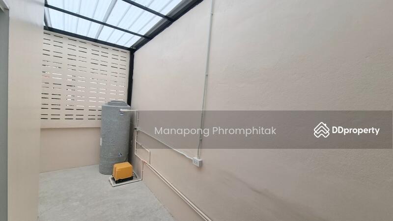 ขาย - ทาวน์เฮาท์ 2-ห้องนอน, กรุงเทพ