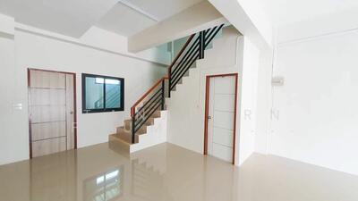 ขาย - ทาวน์เฮาท์ 1-ห้องนอน, กรุงเทพ