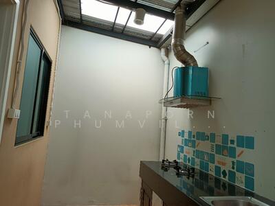 ขาย - ทาวน์เฮาท์ 4-ห้องนอน, กรุงเทพ