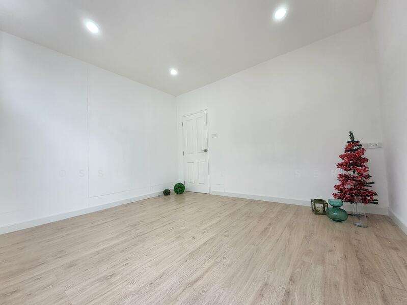 ขาย - #Townhouse #Townhome Baan Sena Nikhom ลาดพร้าว บางเขน จตุจักร ซอยเสนา กรุงเทพ, กรุงเทพ