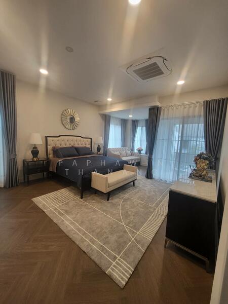 Nantawan Rama 9 - New Krungthepkreetha, Bangkok, Saphan Sung, Bangkok, 4 Bedrooms, 375 sqm, Single Detached House For Rent, by Komkrit Arunvessased , 60183418 - DDproperty.com