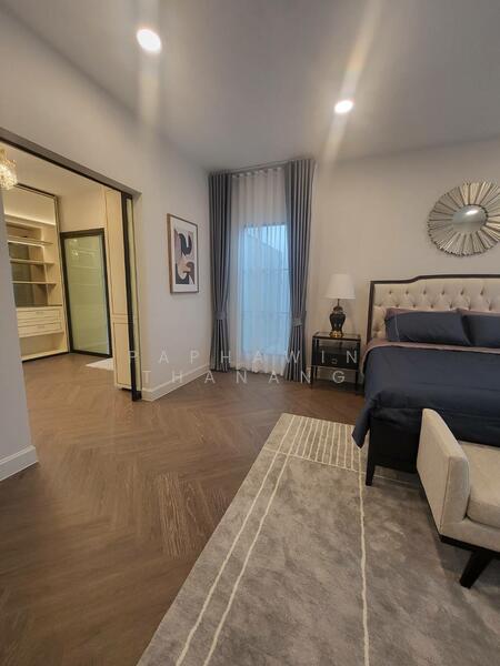 Nantawan Rama 9 - New Krungthepkreetha, Bangkok, Saphan Sung, Bangkok, 4 Bedrooms, 375 sqm, Single Detached House For Rent, by Komkrit Arunvessased , 60183418 - DDproperty.com