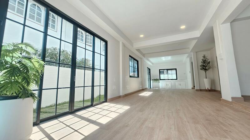 Baan Thavorn Niwet 2, Bangkok, Bang Na Tai, Bang Na, Bangkok, 4 Bedrooms, 180 sqm, Townhouse For Sale, by สิทธิเกียรติ สกุลเตชะธนา, 60183466 - DDproperty.com