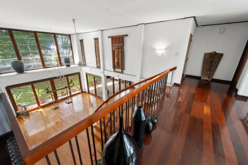 House in Sukhumvit, Bangkok, Phra Kanong, Khlong Toei, Bangkok, 5 Bedrooms, 550 sqm, Single Detached House For Sale, by Knight Frank Chartered (Thailand) Co.,Ltd, 60183777 - DDproperty.com